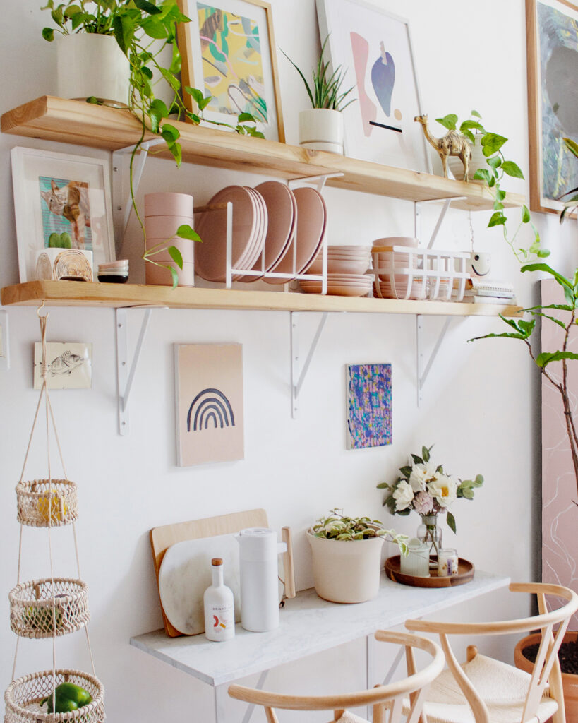 Breakfast bar with imitation marble and wood shelves