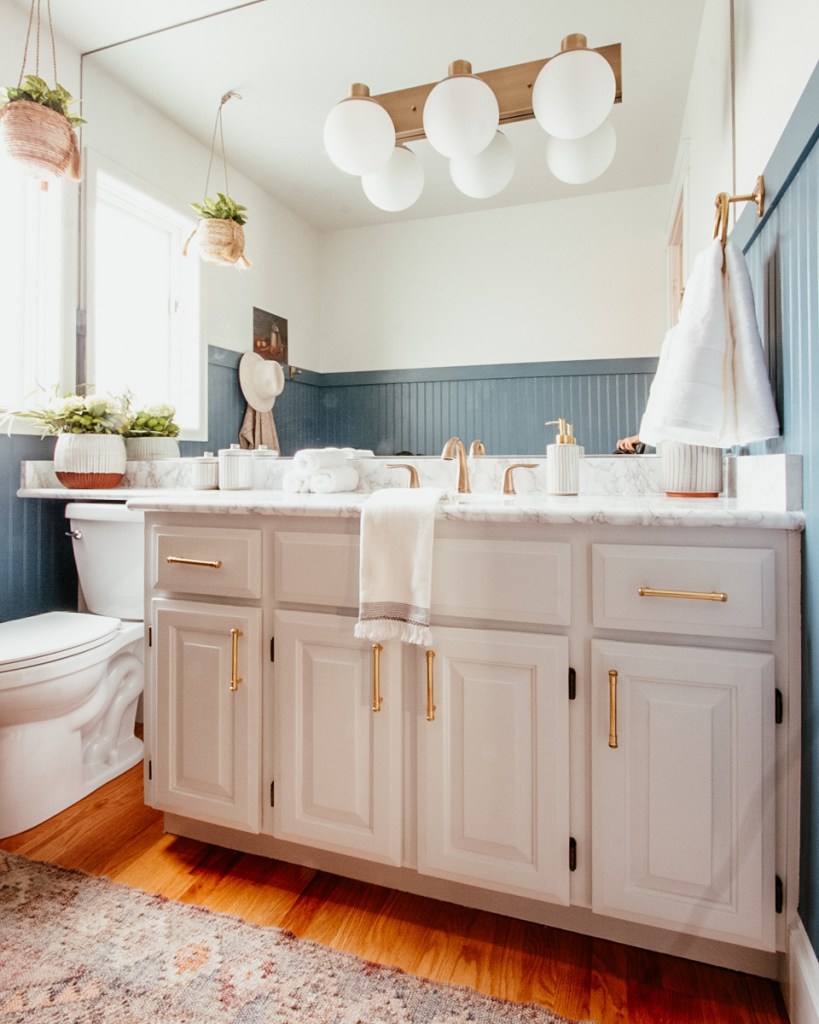 DIY beadboard in bathroom