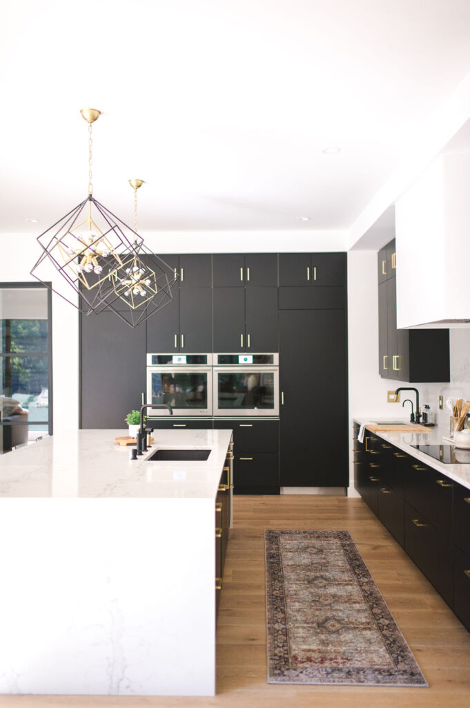 Black kitchen cabinets