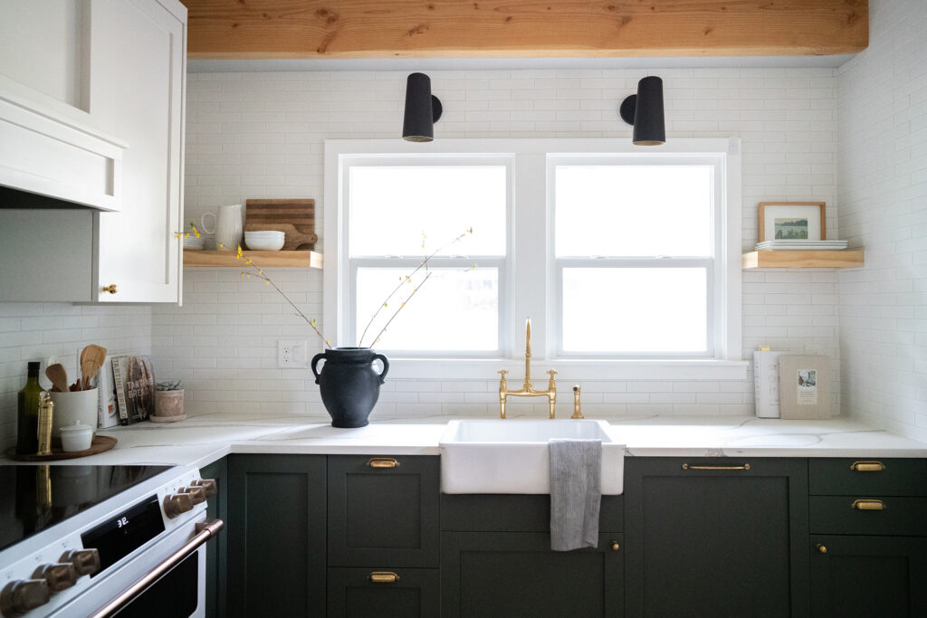 Black kitchen cabinets
