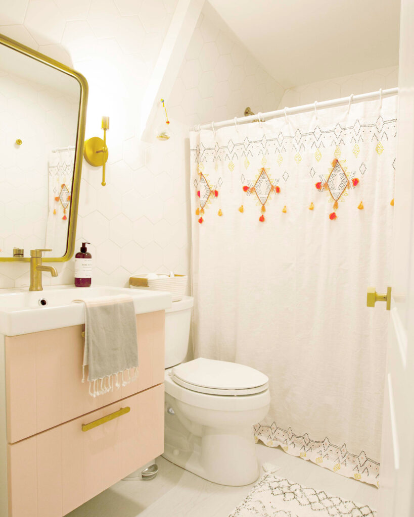 White and pink bathroom