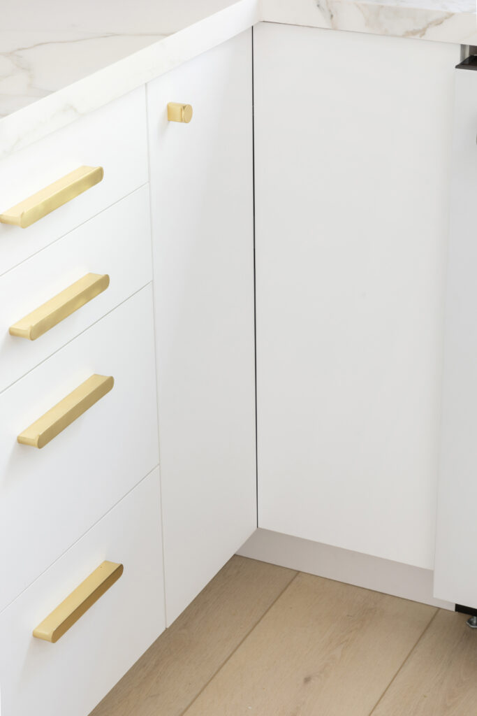 Lazy Susan corner storage cabinet closed