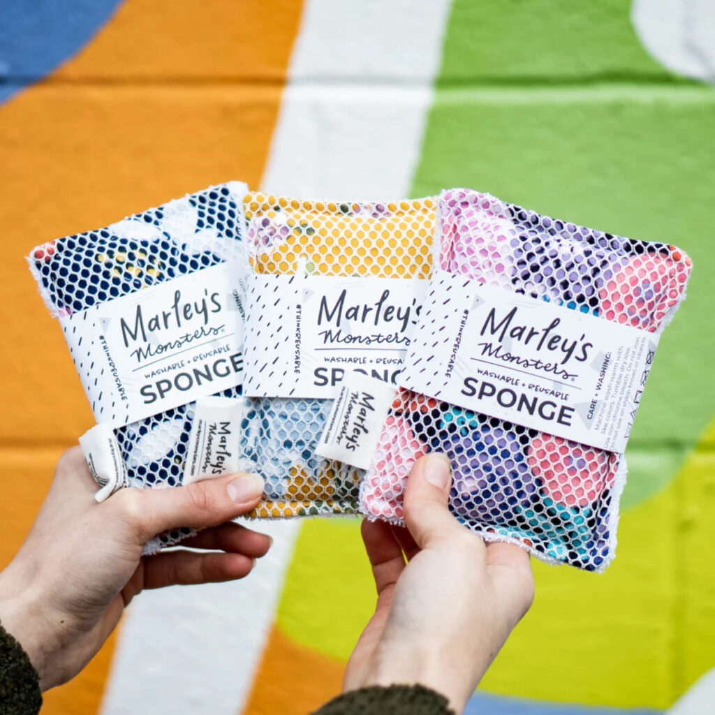 Colorful washable sponges
