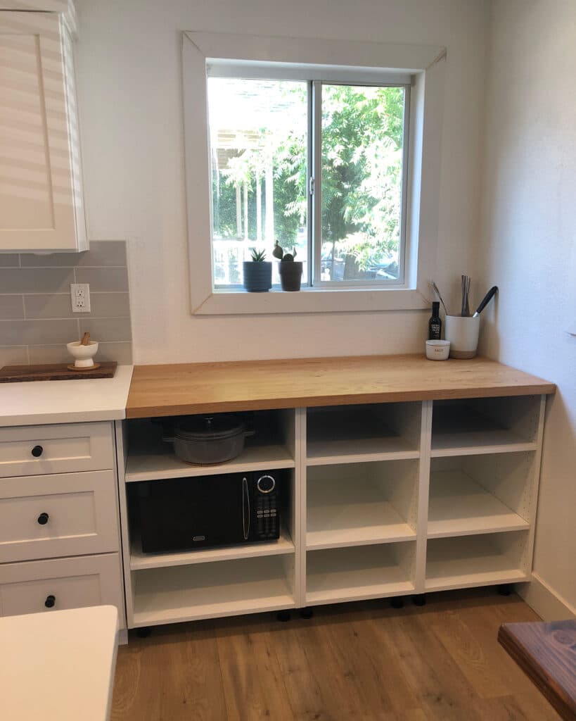 Shelving in process installation