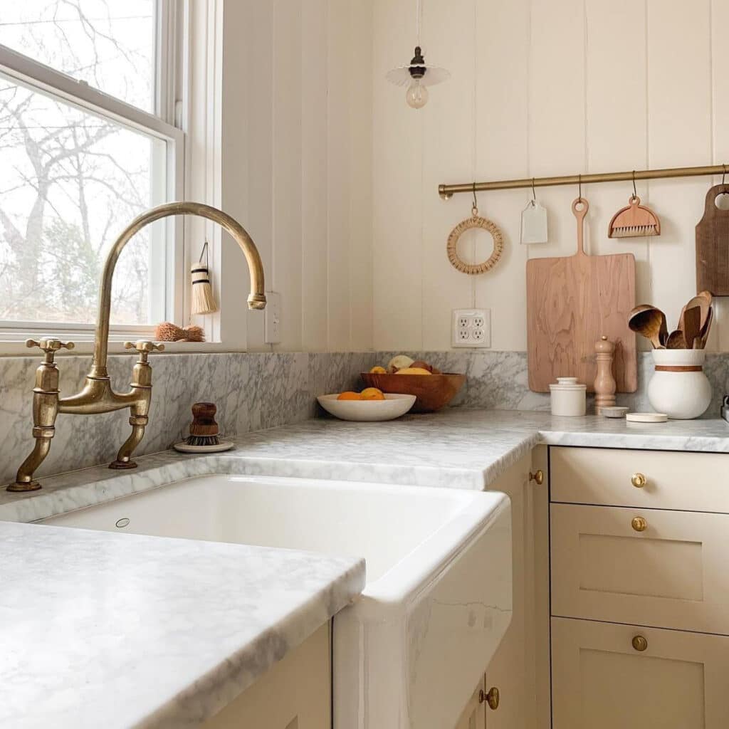 Cream kitchen corner