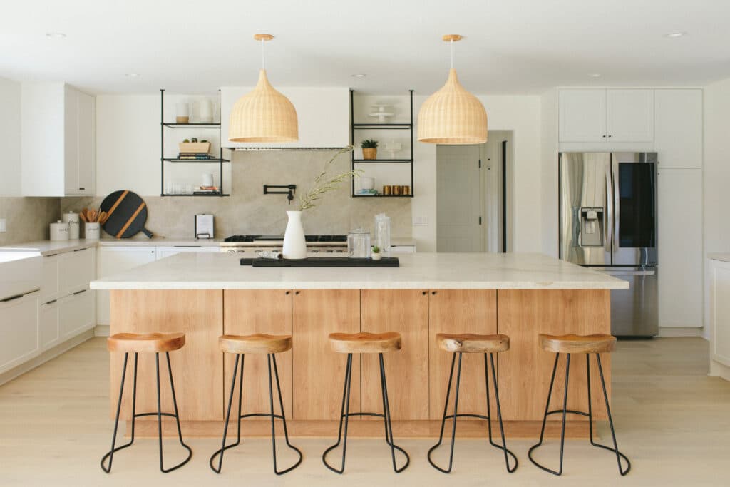 How to Pick the Best Lighting for Your Kitchen Island