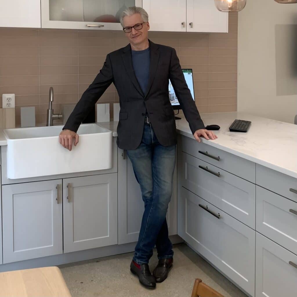Team Semihandmade Spotlight: Meet Jeff Thomas