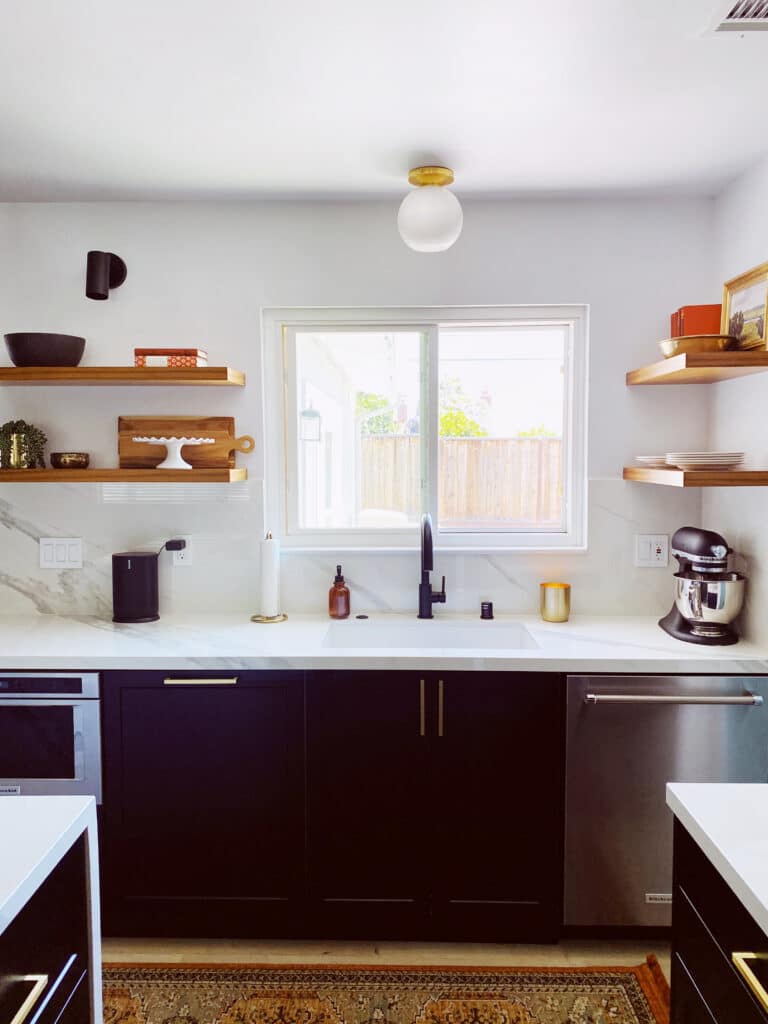 The Ultimate Guide to Floating Shelves