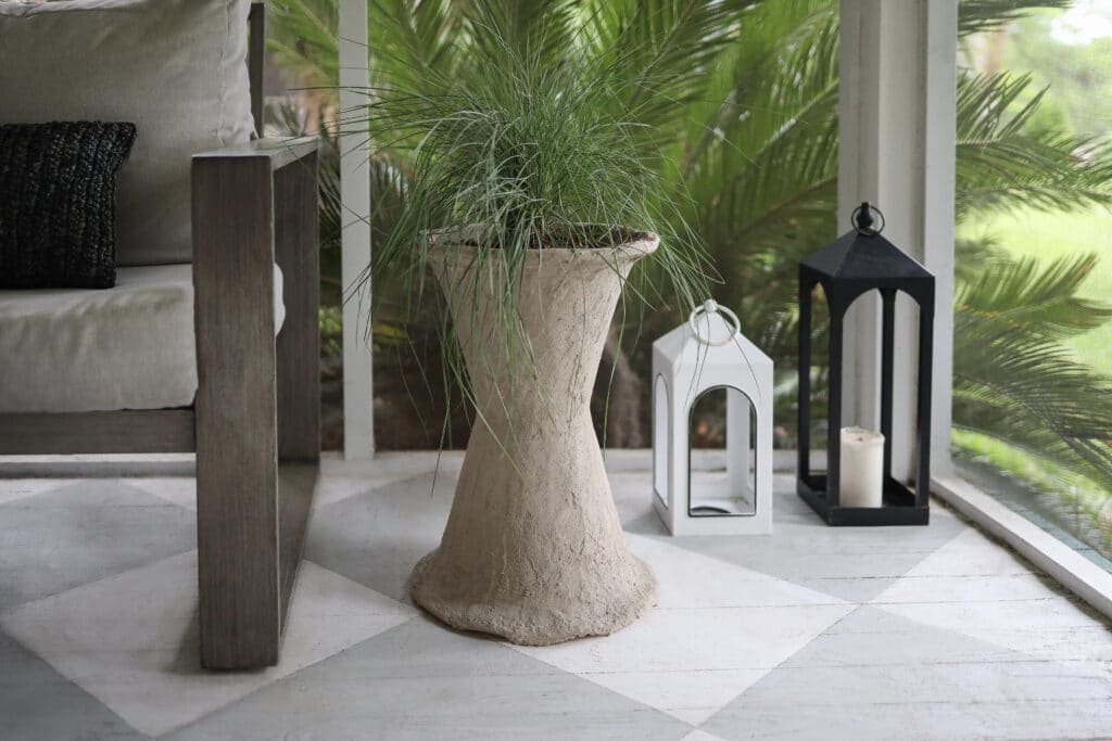 This DIY Hourglass Planter is Our Favorite Willy Guhl Dupe