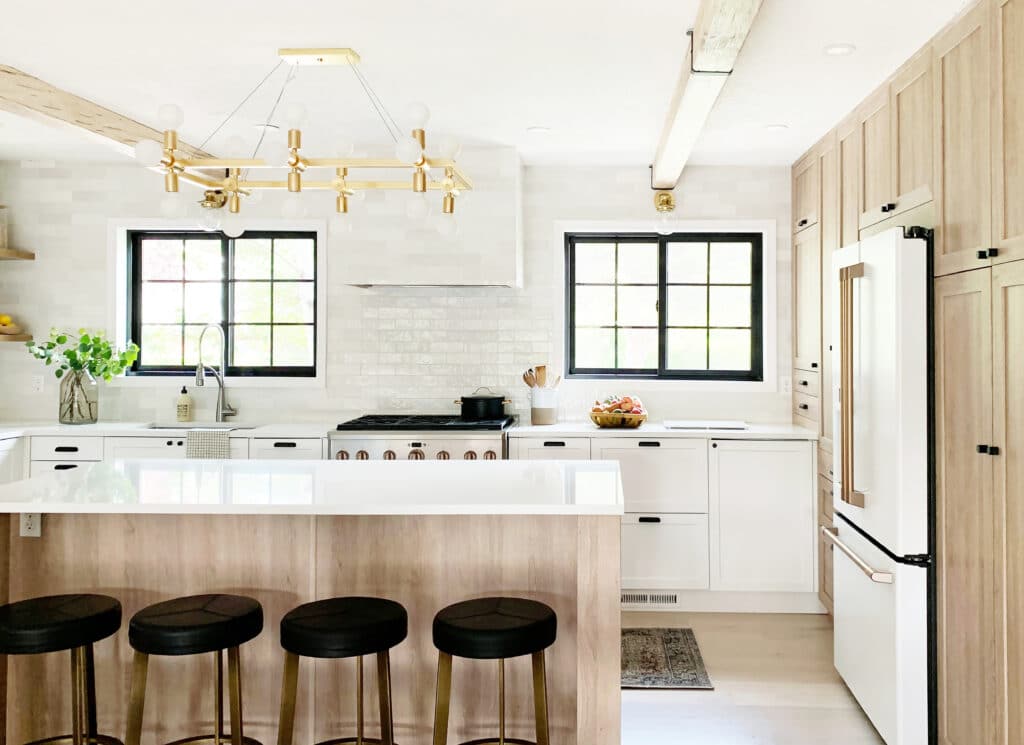 Semihandmade Announces $1,500 Giveaway With Chris Loves Julia